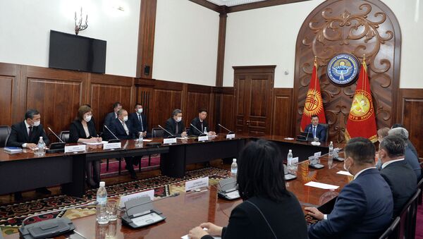 Президент Кыргызстана Садыр Жапаров во время встречи с членами Совета по отбору судей, состав которого был утвержден Жогорку Кенешем - Sputnik Кыргызстан