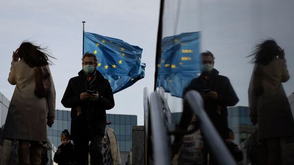 Флаг ЕС в Брюсселе. Архивное фото - Sputnik Кыргызстан