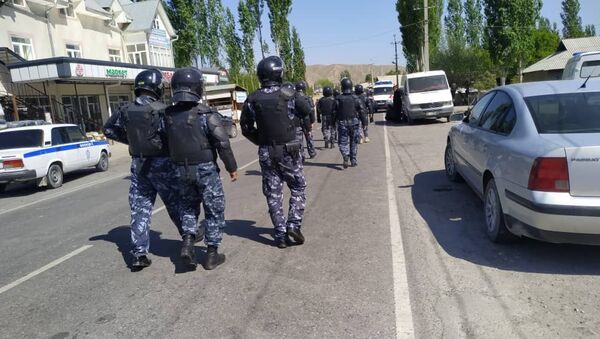Конфликт на границе Кыргызстана с Таджикистаном  - Sputnik Кыргызстан