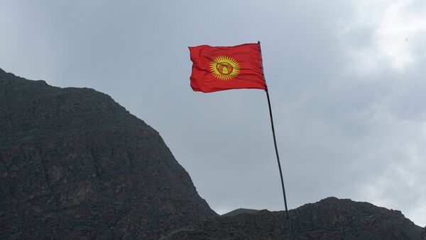 Военный конфликт в Баткенской области на границе с Таджикистаном - Sputnik Кыргызстан