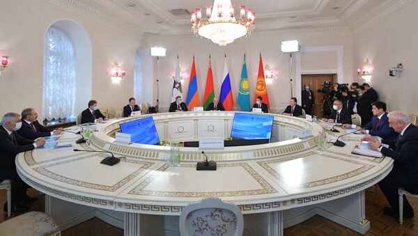 Заседании Евразийского межправительственного совета стран ЕАЭС в узком составе в Казани - Sputnik Кыргызстан