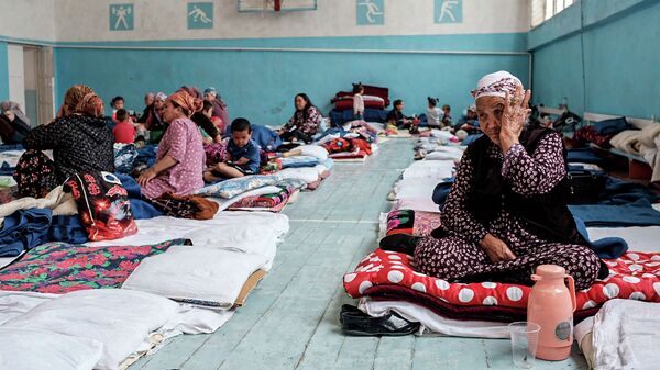 Баткен облусунан эвакуацияланган аялдар жана балдар. Архив - Sputnik Кыргызстан