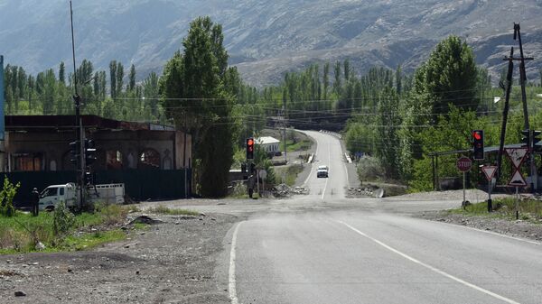 Военный конфликт в Баткенской области на границе с Таджикистаном - Sputnik Кыргызстан