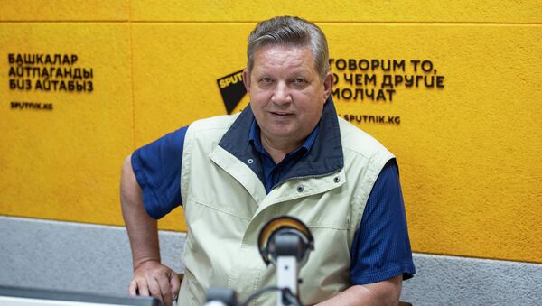 Руководитель представительства Россотрудничества в КР Виктор Нефедов на радио Sputnik Кыргызстан - Sputnik Кыргызстан