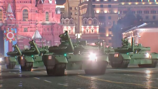 Ночная репетиция парада Победы на Красной площади в Москве — видео - Sputnik Кыргызстан