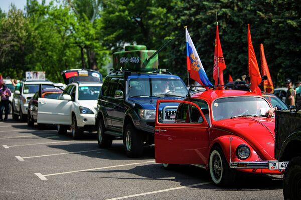 Автопробег в честь 76-й годовщины Победы в ВОВ в Бишкеке - Sputnik Кыргызстан