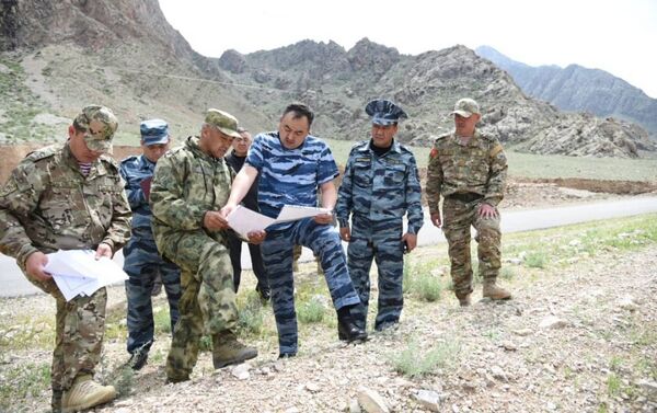 Жолугушуу 9-майда Баткен облусунун аймагында өтүп, министр ошол жакка барган - Sputnik Кыргызстан