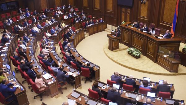 Внеочередное заседание по выборам нового премьера в парламенте Армении - Sputnik Кыргызстан