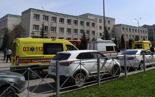 На место происшествия направили 20 бригад скорой помощи - Sputnik Кыргызстан