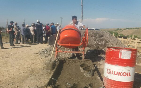 Строительство новых пятикомнатных домов началось накануне, 12 мая - Sputnik Кыргызстан
