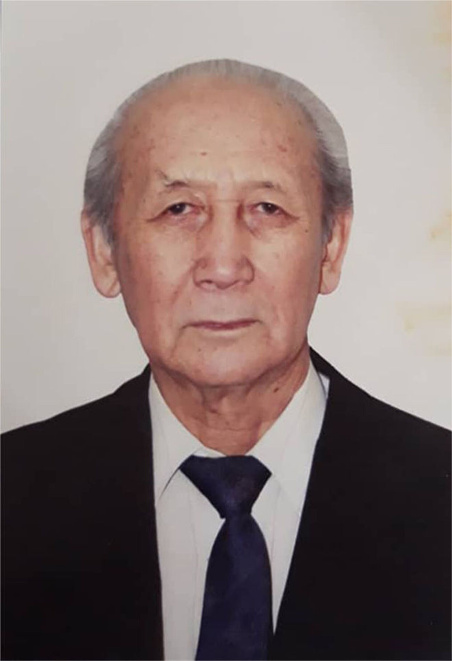 В Бишкеке от COVID скончался хирург высшей категории Султан Боронбаев - Sputnik Кыргызстан, 1920, 17.05.2021