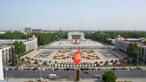 Вид на центральную площадь Ала-Тоо в Бишкеке. Архивное фото - Sputnik Кыргызстан