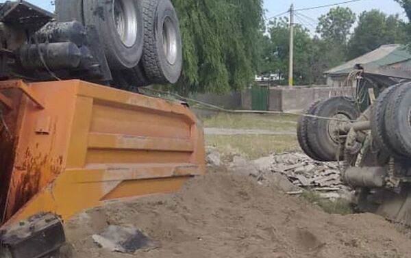 Авария произошла в селе Степном Чуйской области - Sputnik Кыргызстан