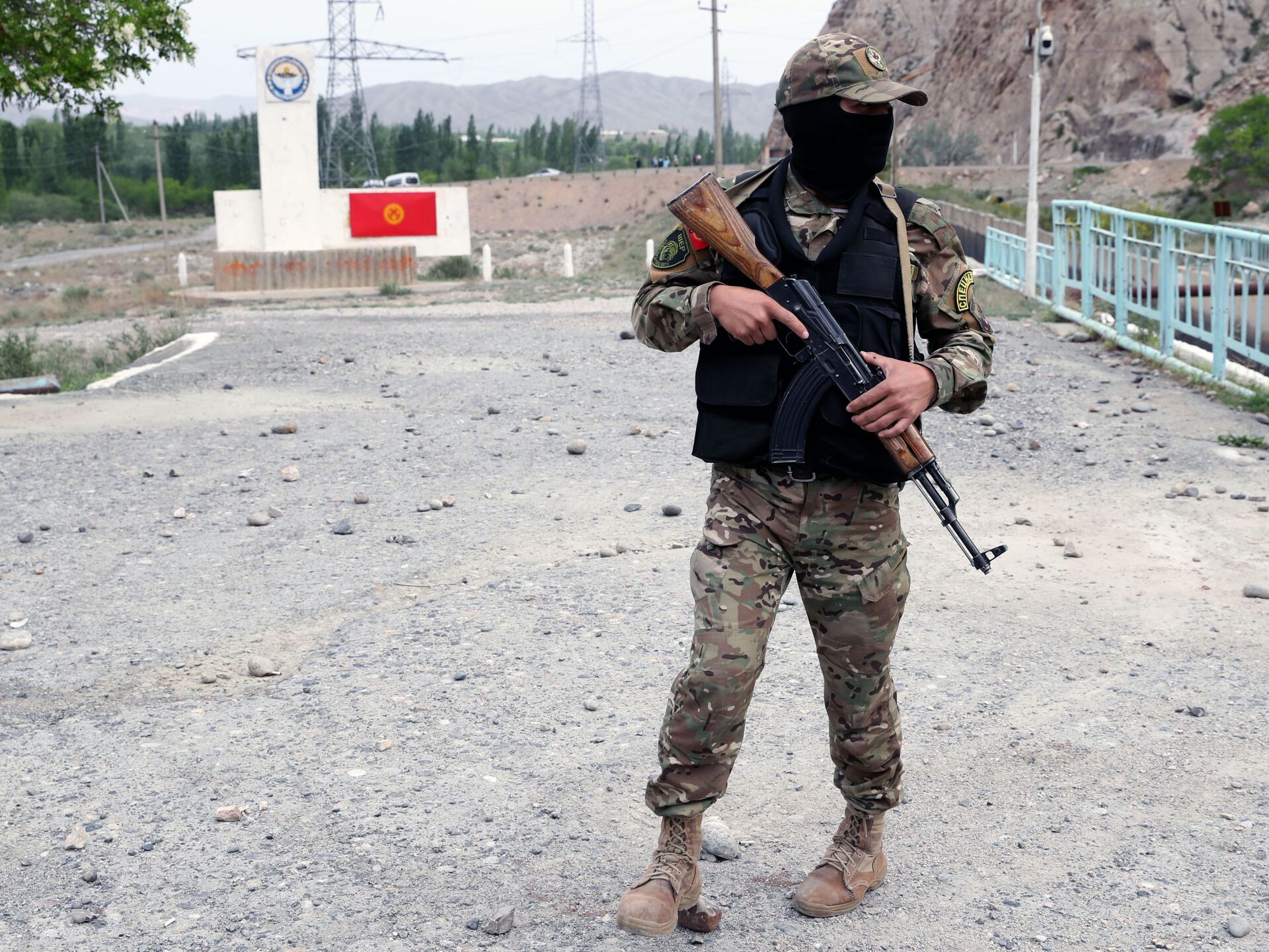 Таджики устроили стрельбу