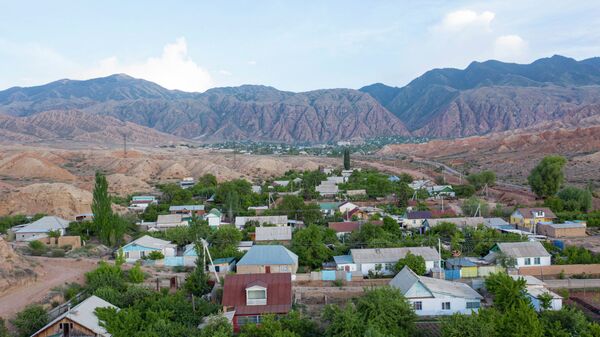 Село в Иссык-Кульской области. Архивное фото - Sputnik Кыргызстан