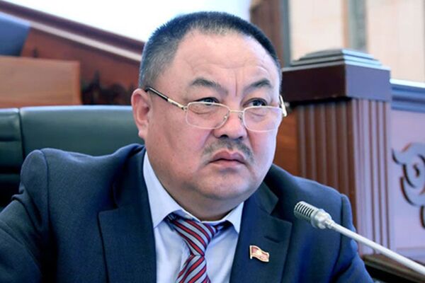 Депутат ЖК Талант Узакбаев - Sputnik Кыргызстан