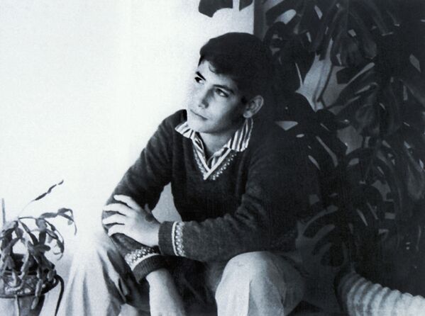Премьер-министр Израиля Беньямин Нетаньяху в подростковом возрасте, 1964 год  - Sputnik Кыргызстан