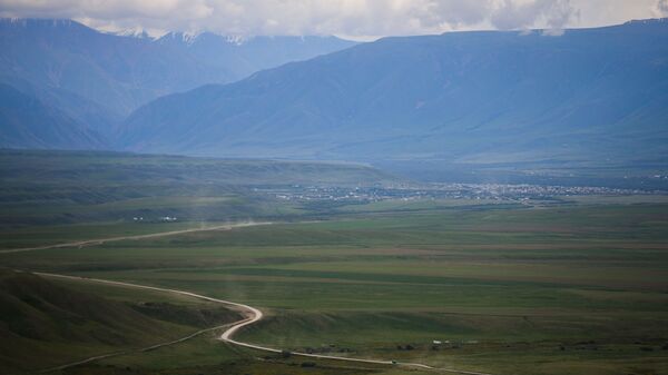 Участок автотрассы Бишкек — Ош. Архивное фото - Sputnik Кыргызстан