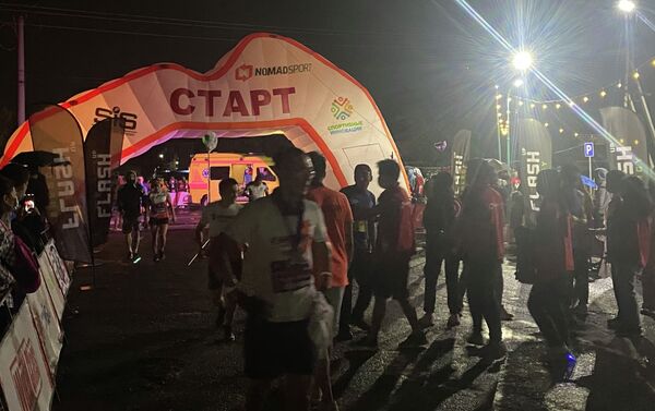Участники мероприятия могут пробежать три дистанции — на 5, 10 и 21,1 километра - Sputnik Кыргызстан