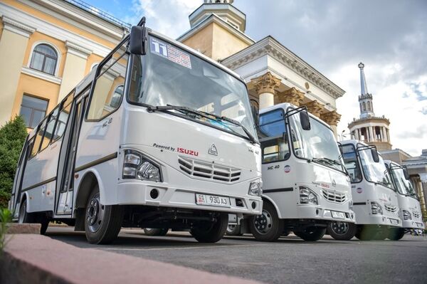 В Бишкеке на линии выехали 50 новых автобусов, сообщила пресс-служба мэрии - Sputnik Кыргызстан