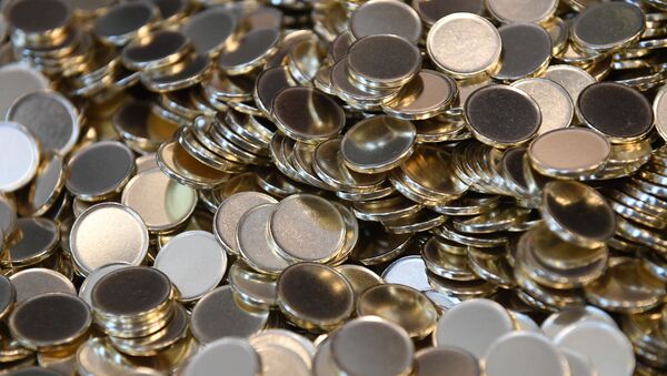 Заготовки для чеканки монет. Архивное фото - Sputnik Кыргызстан
