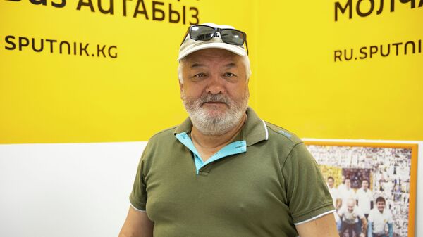 Кыргыз Республикасынын эл артисти, театр жана кино актеру, белгилүү куудул Күмөндөр Абылов - Sputnik Кыргызстан