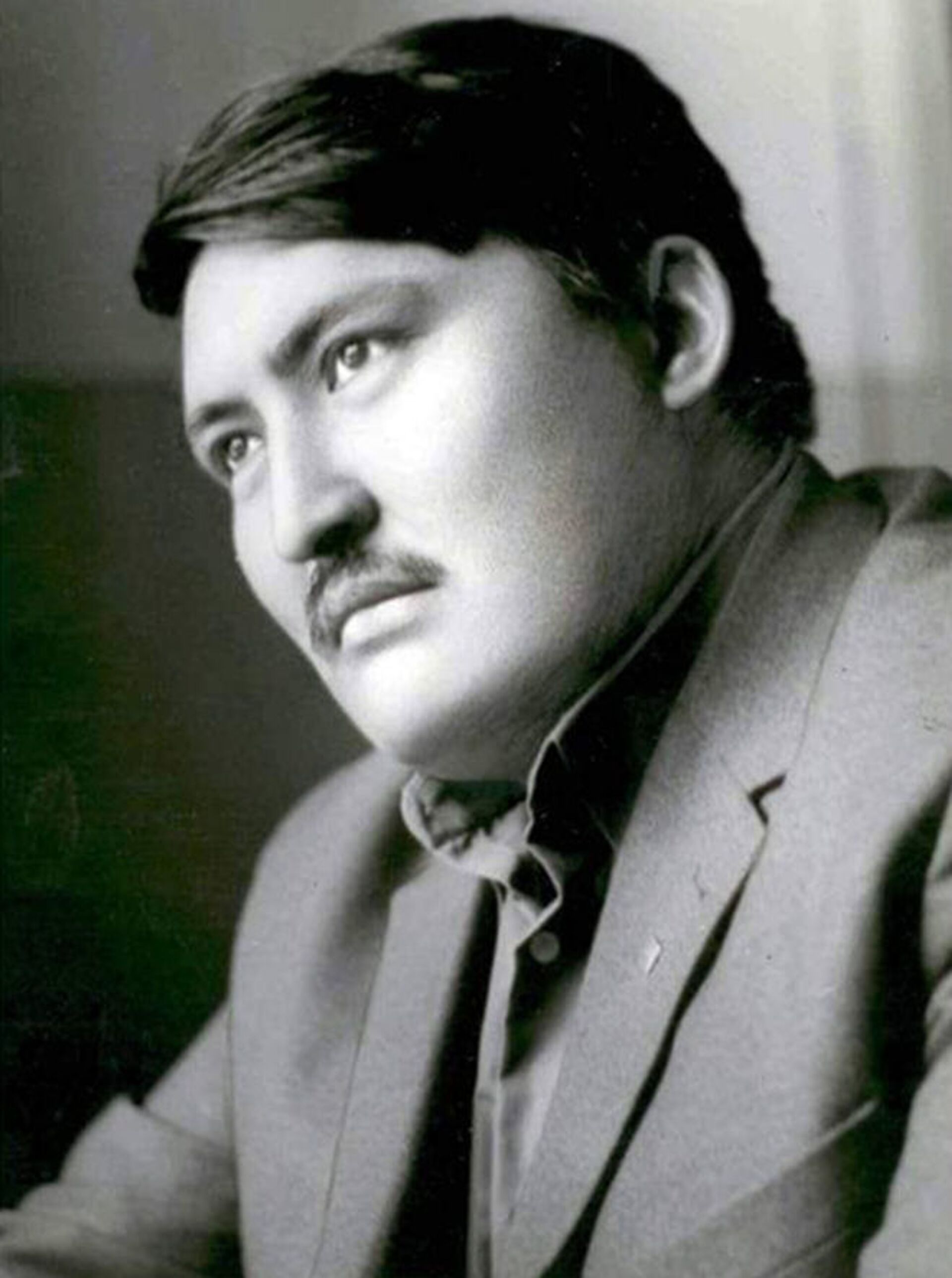 Поэт и лирик Турар Кожомбердиев - Sputnik Кыргызстан, 1920, 16.12.2021
