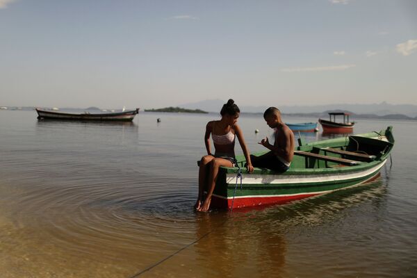 Повседневная жизнь на острове Пакета в Бразилии - Sputnik Кыргызстан
