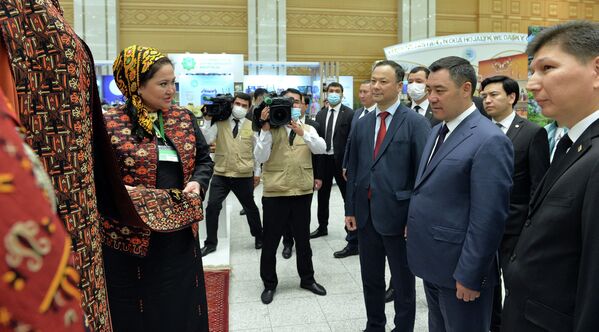 Официальный визит президента КР Садыра Жапарова в Туркменистан - Sputnik Кыргызстан