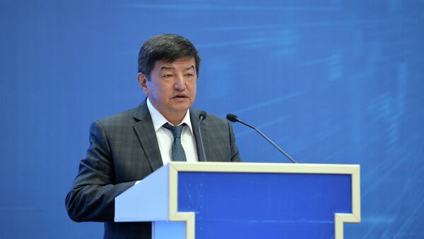 Зампредседателя кабинета министров, министр экономики и финансов КР Акылбек Жапаров - Sputnik Кыргызстан