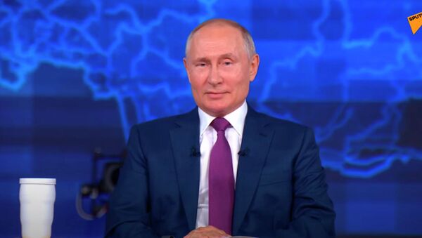 Прямая линия с Владимиром Путиным — эфир - Sputnik Кыргызстан