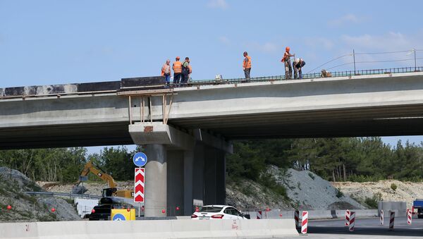 Строительство развязок трассы М-4 в Геленджике - Sputnik Кыргызстан