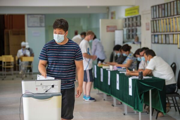 Повторные выборы депутатов в БГК - Sputnik Кыргызстан