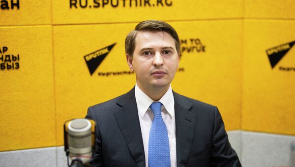 Председатель правления Российско-кыргызского фонда развития Артем Новиков на радиостудии Sputnik Кыргызстан - Sputnik Кыргызстан