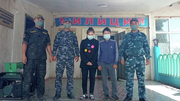  Пропавшие в селе Бужум Баткенского района брат и сестра найдены - Sputnik Кыргызстан