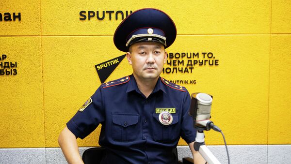 Бишкек милициясынын кайгуул кызматынын 5-ротасынын командири Борборбек Ташматов - Sputnik Кыргызстан