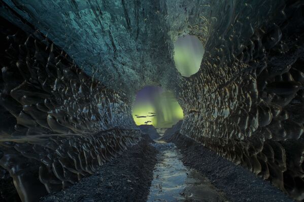 Снимок The Cave немецкого фотографа Markus van Hauten , попавший в шортлист конкурса Royal Observatory’s Astronomy Photographer of the Year 13 - Sputnik Кыргызстан