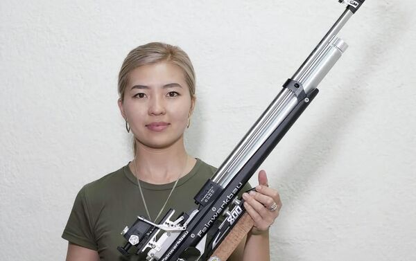 Член сборной Кыргызстана по пулевой стрельбе Каныкей Кубанычбекова завоевала лицензию на летние Олимпийские игры в Токио - Sputnik Кыргызстан