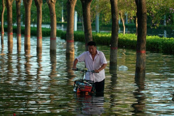 Наводнение в центральном Китае - Sputnik Кыргызстан