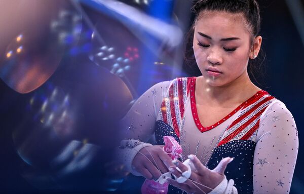 Американская гимнастка Суниса Ли на ОИ в Токио - Sputnik Кыргызстан