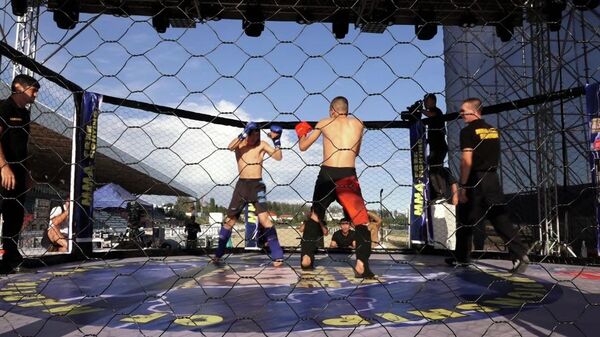 На Иссык-Куле проходит чемпионат мира по пяти видам боевых искусств — видео - Sputnik Кыргызстан
