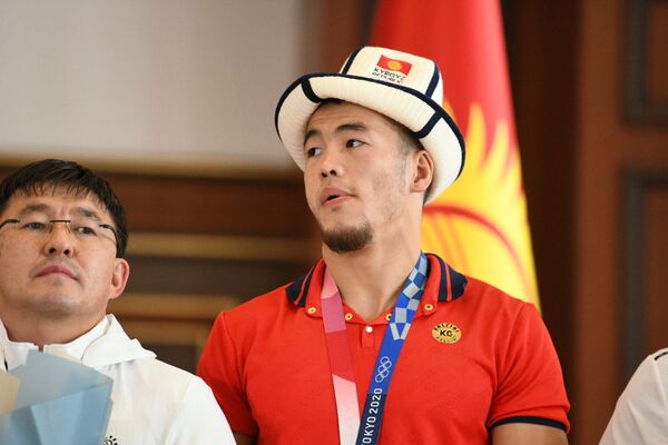 Болельщики устроят спортсменам торжественный прием - Sputnik Кыргызстан