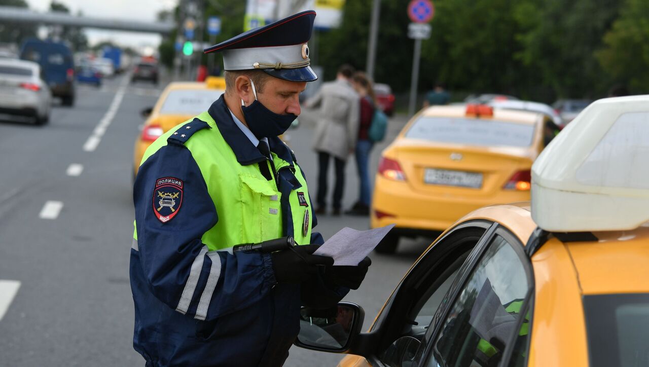 Цифровой профиль водителя: что ждет таксистов-иностранцев в России -  09.08.2021, Sputnik Кыргызстан