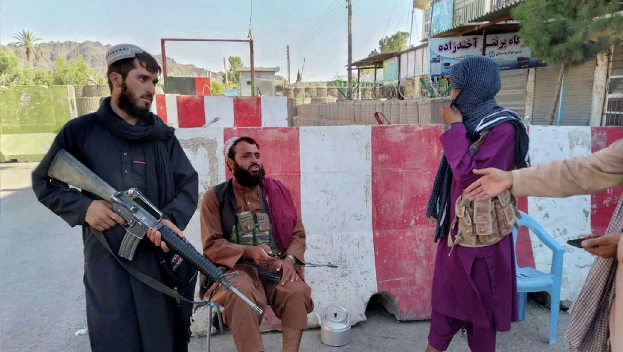 Талибан исключили из списка террористов. Афганистан захватили талибы 2021. Афганистан террористы Талибан. Афганистан Кабул талибы.