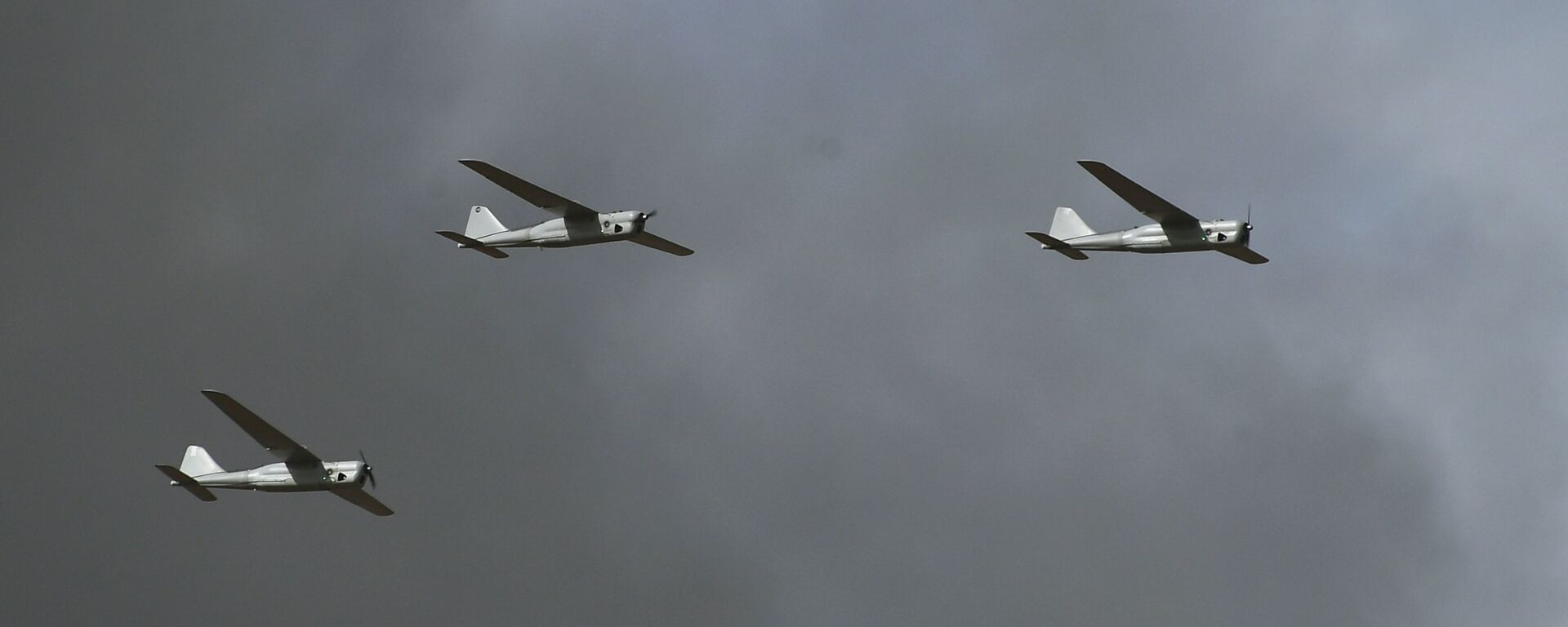 Беспилотники в небе - Sputnik Кыргызстан, 1920, 19.05.2026