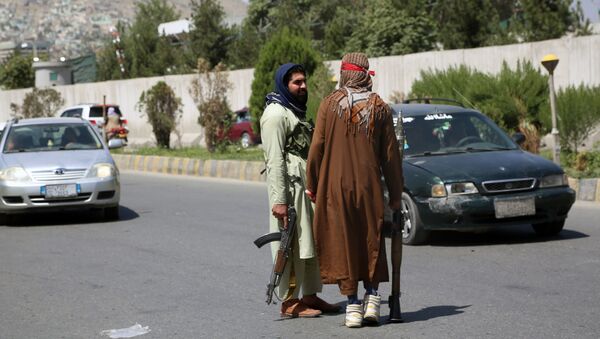Боевики движения Талибан в Кабуле - Sputnik Кыргызстан