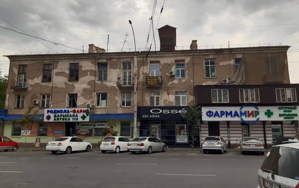 Фасад многоквартирного жилого дома по улице Киевской отремонтирован - Sputnik Кыргызстан
