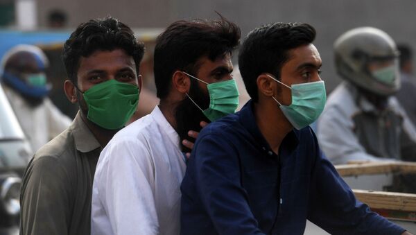 Ситуация в Карачи из-за пандемии коронавируса - Sputnik Кыргызстан
