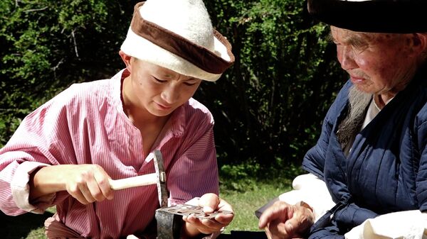 Муундан-муунга өткөн мурас. Эгемендиктин 30 жылдыгына карата видеоролик - Sputnik Кыргызстан