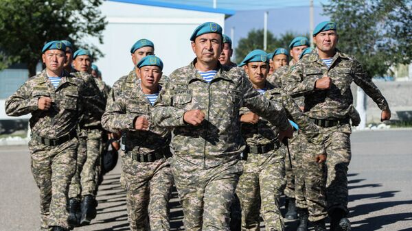 Воинский контингент из Казахстана на учениях. Архивное фото - Sputnik Кыргызстан